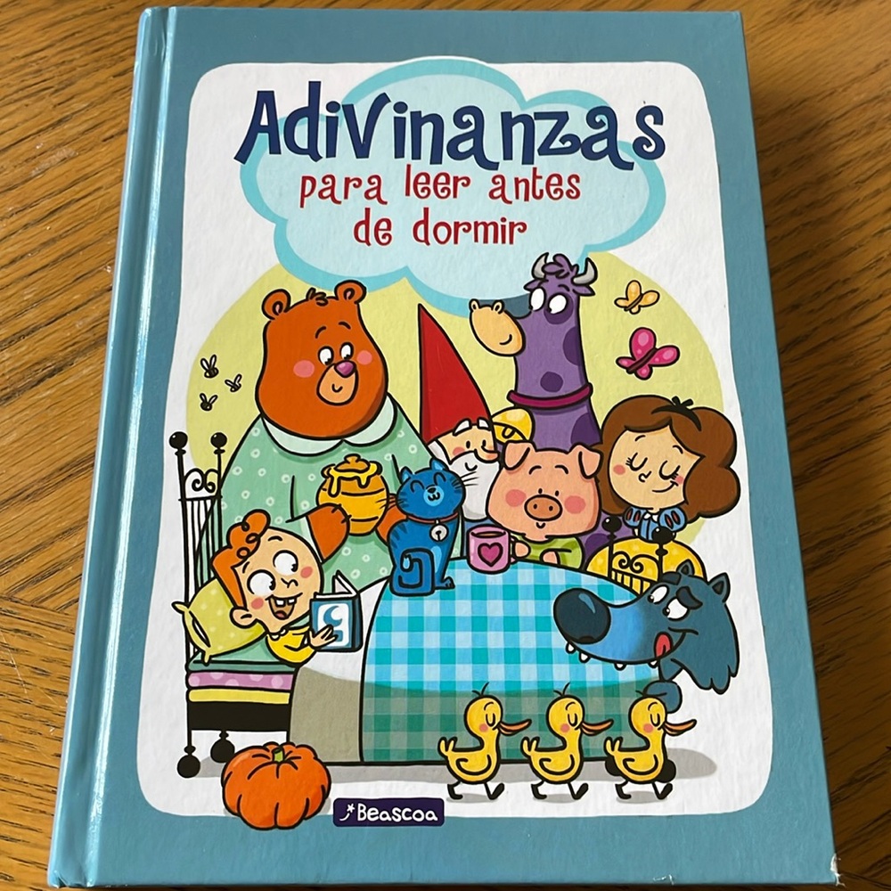 Adivinanzas Para Leer Antes de Dormir Book by Ana Cobos